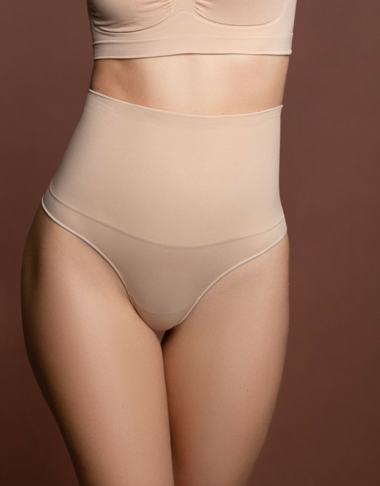Guaina a perizoma a vita alta senza cuciture Bye Bra