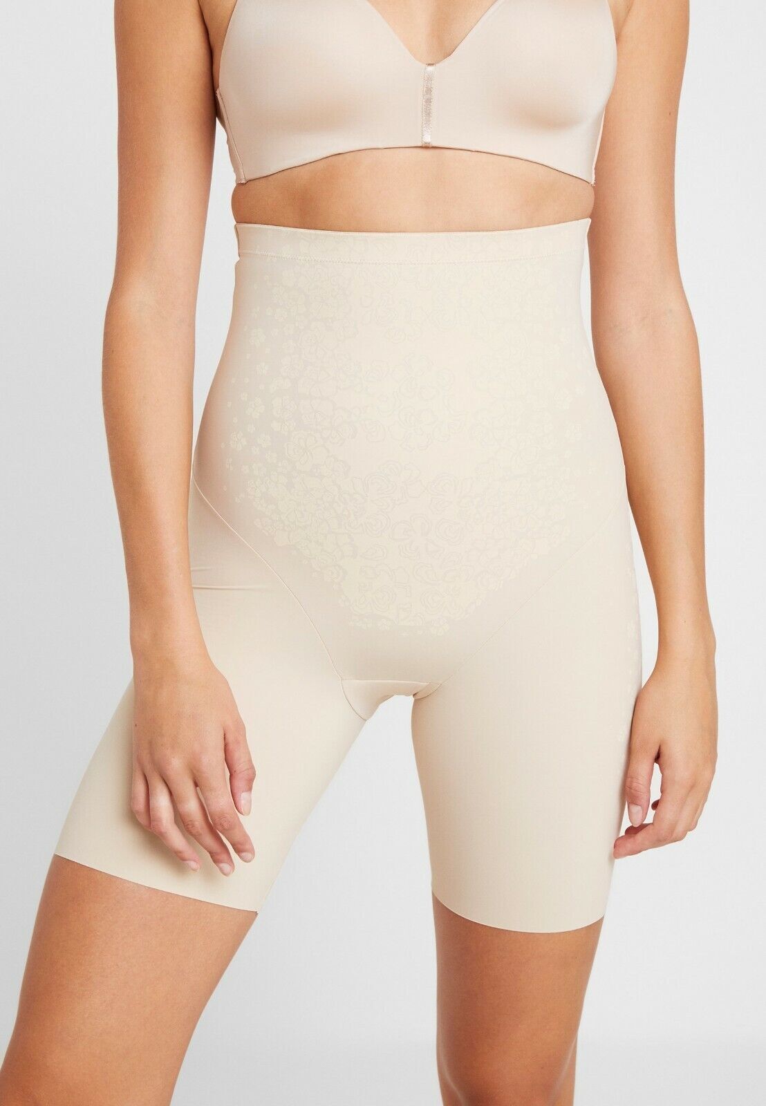 Guaina vita alta con gamba contenitiva FitSense Maidenform AM00072