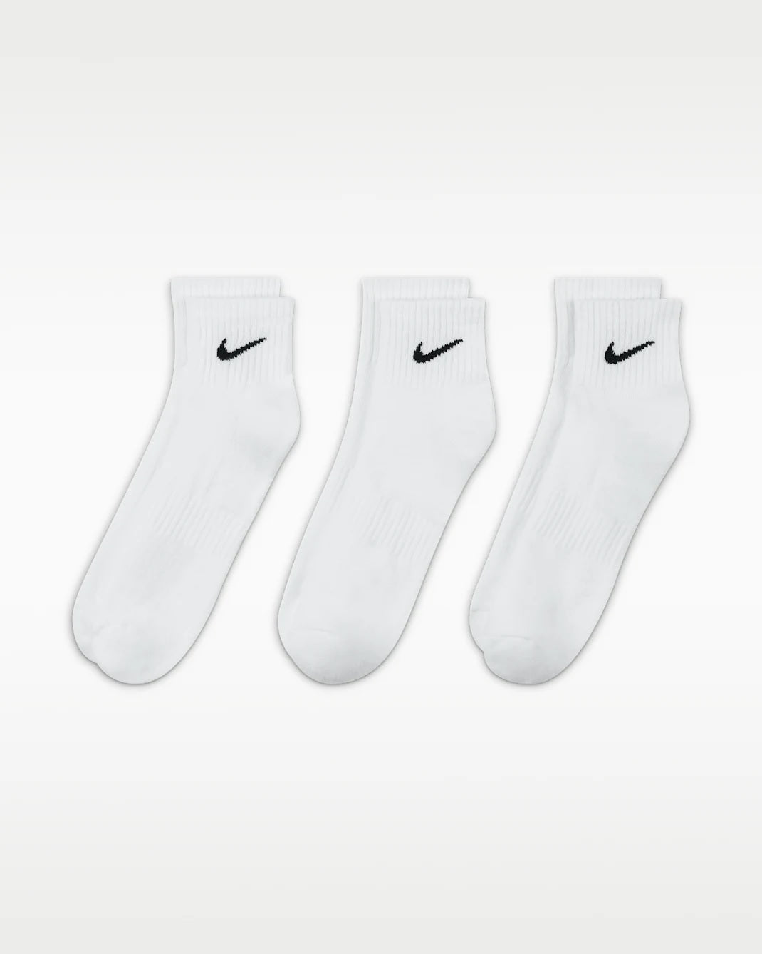 calza dettaglio nike girocaviglia bianco
