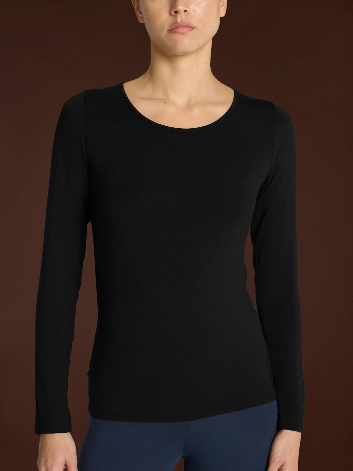 D794A9 Girogola Calda Viscosa Donna Nero