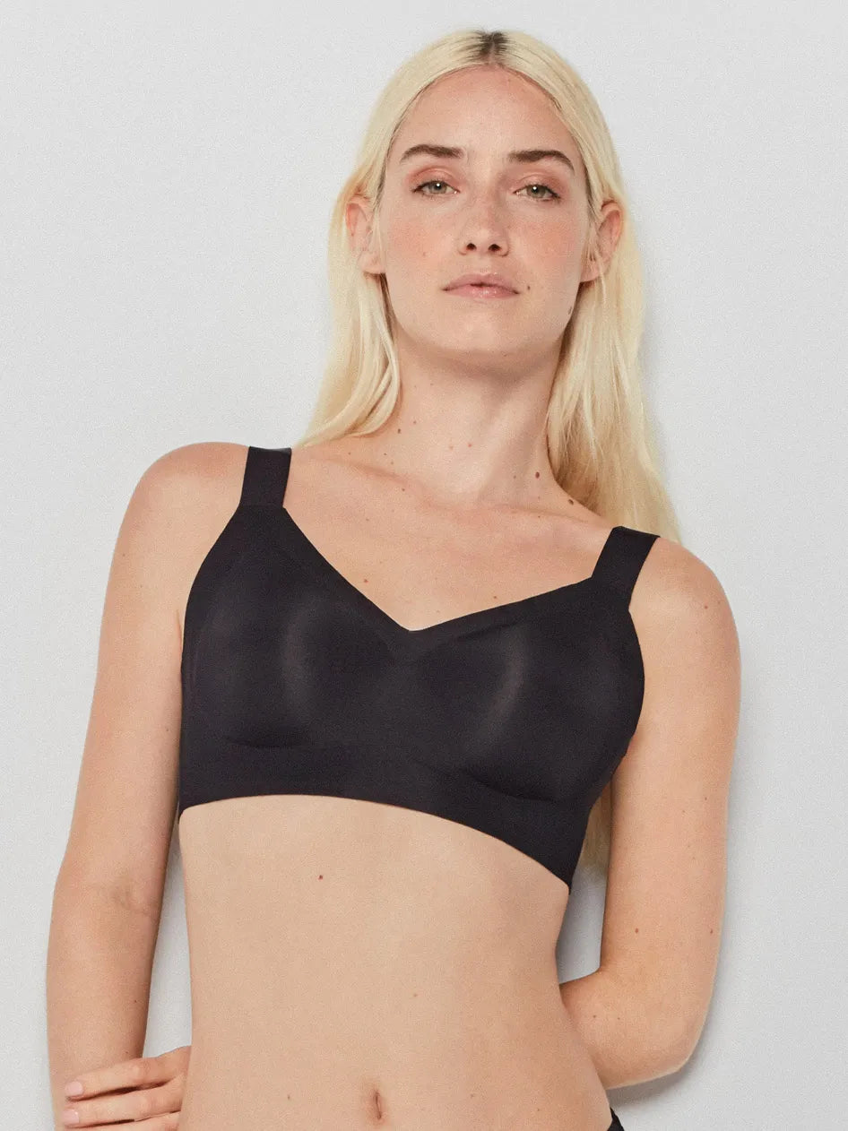 Bralette Gisela senza cuciture con coppe rimovibili 1/10010T nero